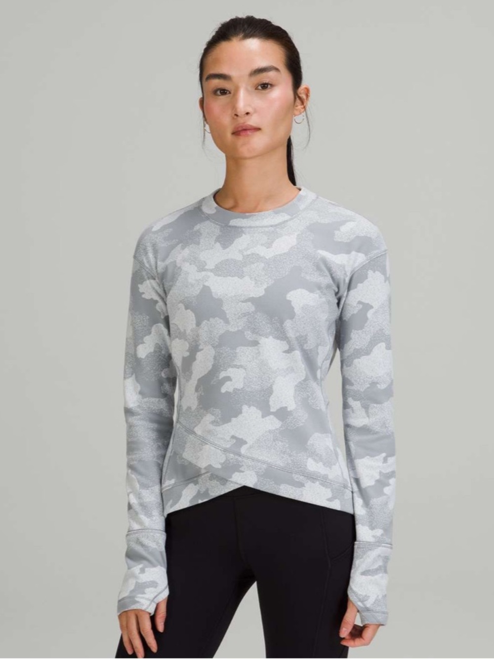 Lululemon women's Close to Crossing Long Sleeve T-Shirt Camo Grey size 12